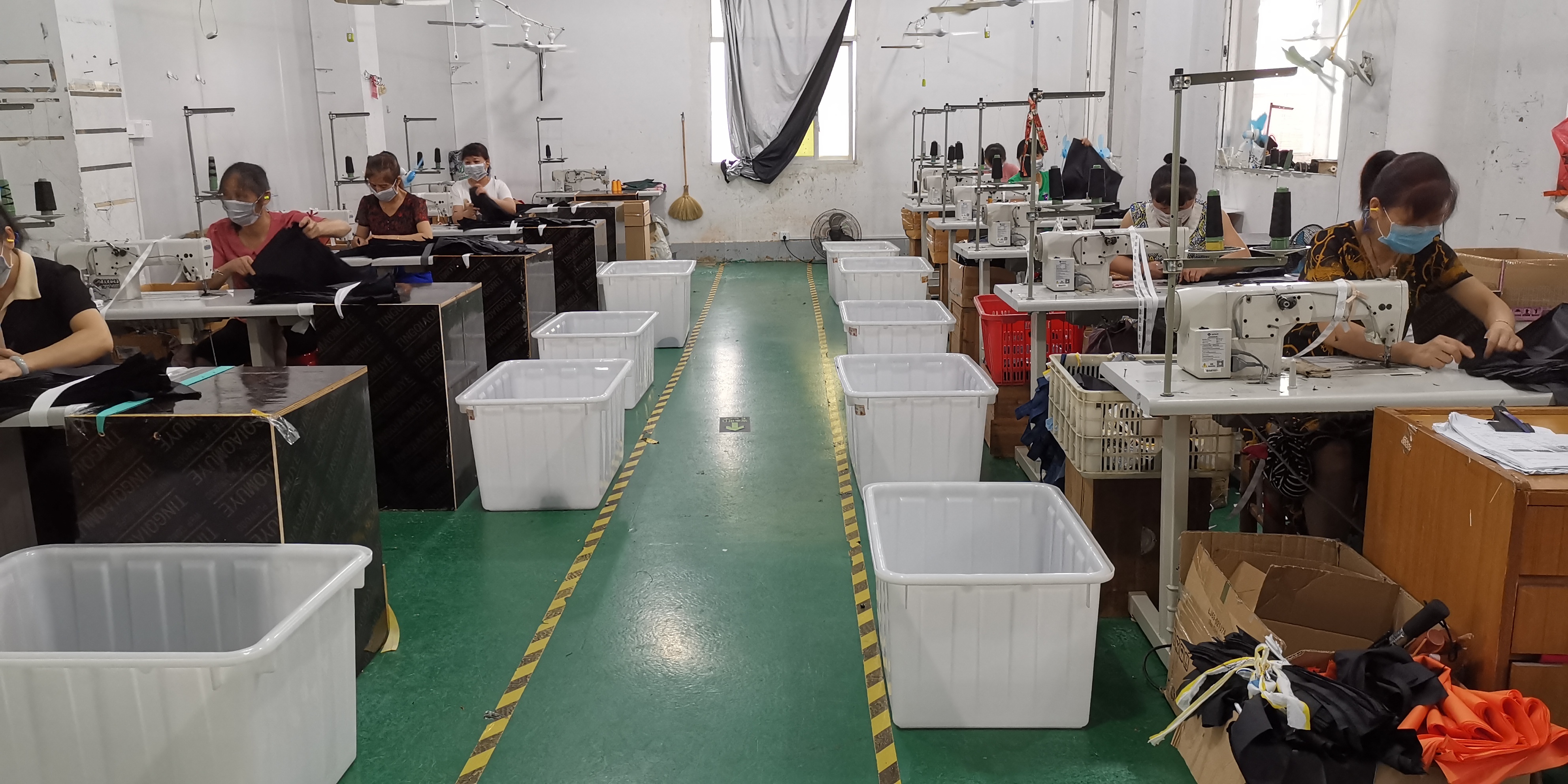 Xiamen United-Prosperity Industry & Trade Co., Ltd. fabriek productielijn