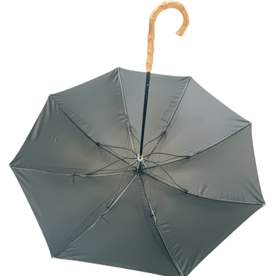 260g bamboe-handvat-stok paraplu met zwarte UV-coating en glasvezel schachten