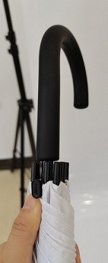 23 inch 8 glasvezel ribben auto open stok paraplu met J-vorm rubber bedekte plastic handvat