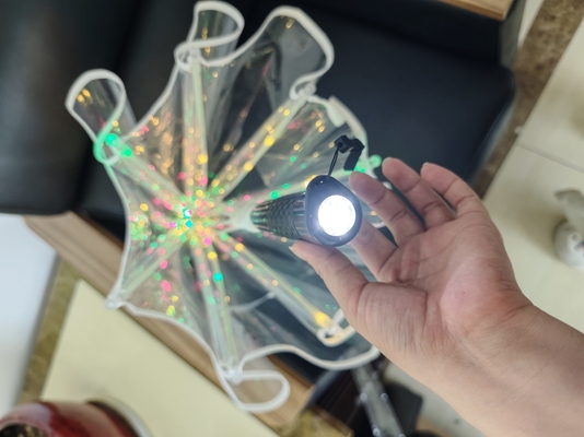 Voeg een vleugje kleur en functionaliteit toe met creatieve paraplu's LED-verlichting POE-paraplu