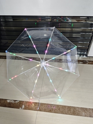 Voeg een vleugje kleur en functionaliteit toe met creatieve paraplu's LED-verlichting POE-paraplu