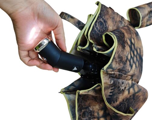 LED-verlichting Automatisch open/sluit veiligheidsparaplu met reflecterende band voor nachtzicht