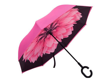 De roze de Parapluparaplu van het Vrouwen Klassieke C Gevormde Handvat voor Regen glanst Weer